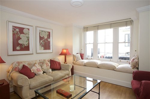 Photo 8 - A Place Like Home - Comfortable Apartment in Paddington