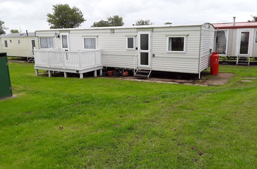 Photo 1 - 3 bed Caravan Approx 10 Mins From Beach Bill 1