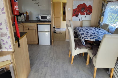 Photo 9 - 3 bed Caravan Approx 10 Mins From Beach Bill 1