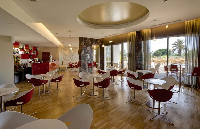 Alfagar Aparthotel - Photo 74