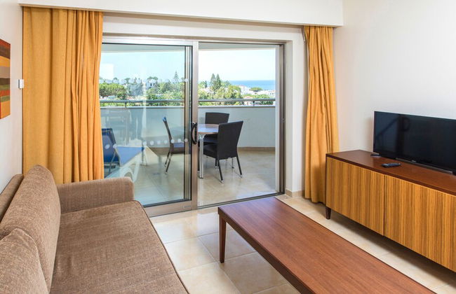 Alfagar Aparthotel - Photo 30