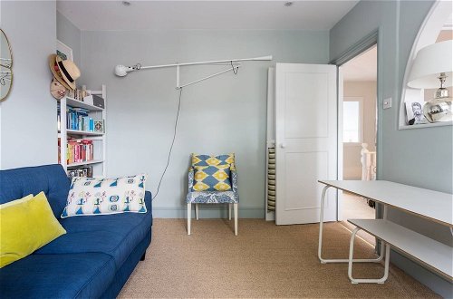 Photo 13 - Delightful 1 bed Apartment in Shepherd's Bush