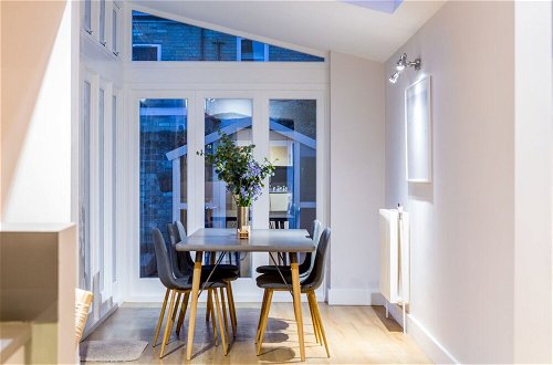 Foto 9 - The Modern Classic - Contemporary & Elegant 3bdr Home