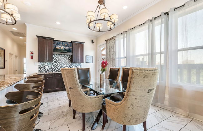 Carondelet Street Modern Suites - Photo 2