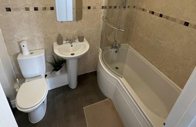 Modern 2 bed Apartment With sea Views - Foto 19