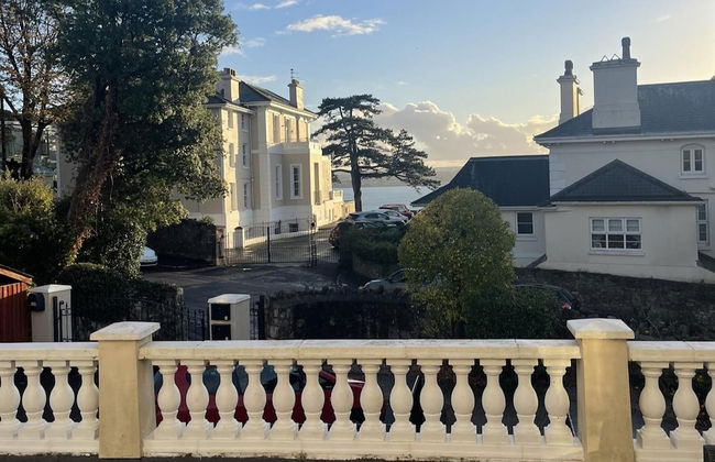 Modern 2 bed Apartment With sea Views - Foto 23