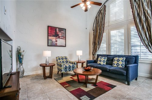Photo 15 - Beautifully furnished TownHome at shops