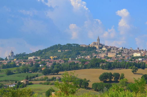 Photo 38 - Luxurious Villa in Vasciano With Private Pool