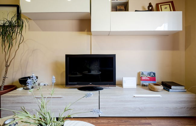 Comfortable 3BR Apartment Close to Placa Espana and Sants Station - Photo 22