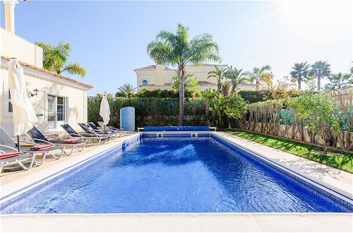 Photo 40 - Endless Summer Luxury Villa