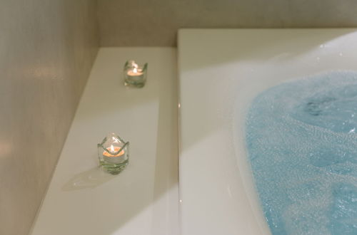 Photo 17 - Prescious Suite 25 with Hot Tub