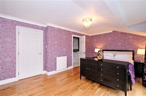 Photo 5 - Bright Family Townhouse With Stunning Views Over Royal Deeside