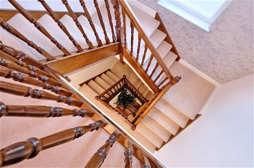 Photo 25 - Bright Family Townhouse With Stunning Views Over Royal Deeside