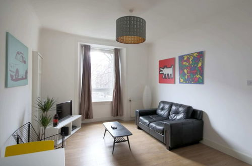 Foto 13 - Modern Apartment in the Heart of Edinburgh