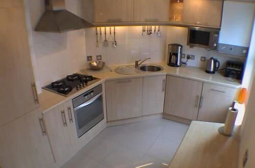 Photo 10 - Earle House Serviced Apartments