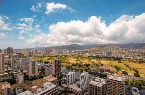 Photo 11 - Deluxe Panoramic Mountain View Condo - 37th Floor, Free parking & Wifi by Koko Resort Vacation Rentals