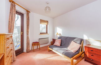 Photo 3 - NEW Bright and Sunny Flat in Oxford City Centre