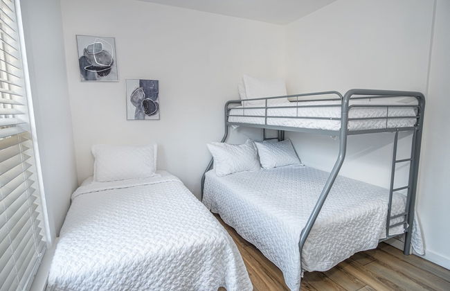 Cozy Remodeled 2br 1ba Near Downtown - Photo 3