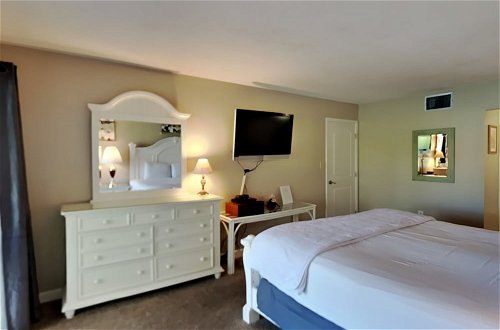 Foto 5 - Edgewater Beach & Golf Resort II by Southern Vacation Rentals