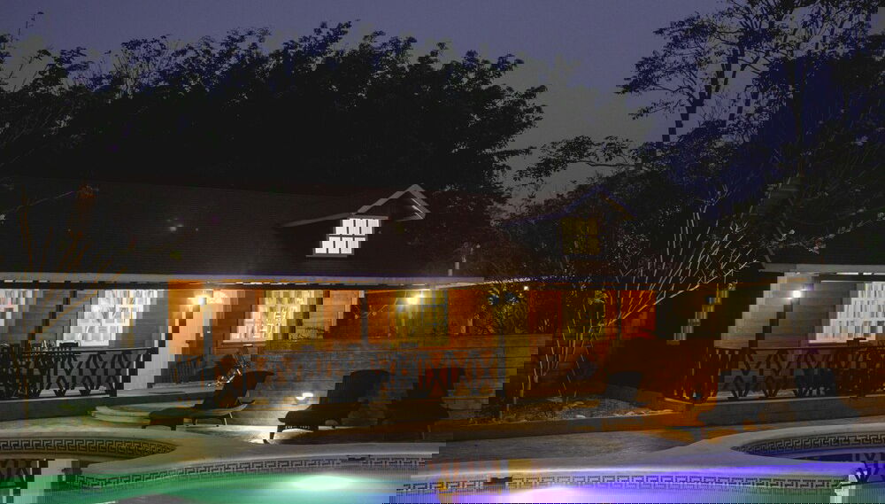 Primary image
