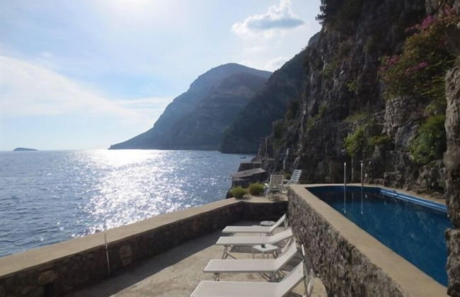 Exclusive Villa with Private Swimming Pool and Dock - Foto 9