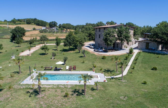Tenuta Iannone - In Tornareccio - Foto 1