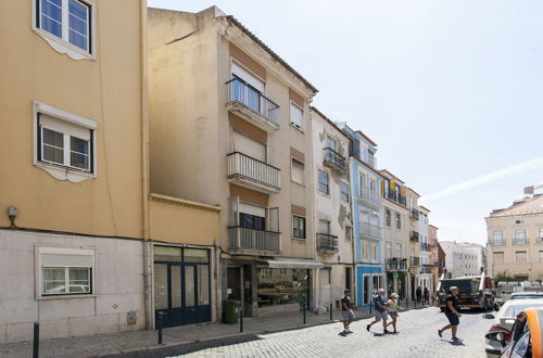 Photo 21 - ALTIDO Bright 2BR Apt w/River Views &balcony in Alfama, moments from Santa Apolonia train station