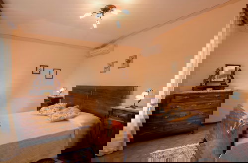 Foto 5 - Air-conditioned Flat With Pool and Wellness Area