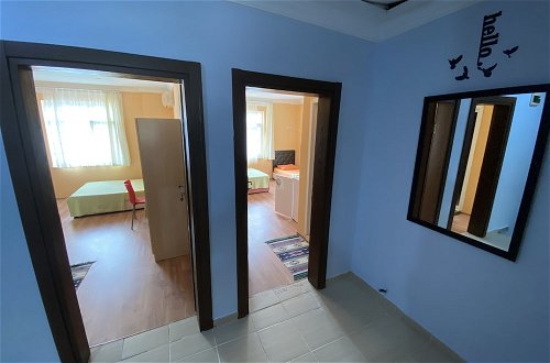 Photo 3 - Deniz Apart Motel