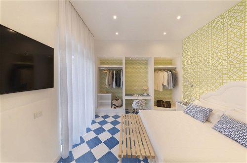 Photo 1 - Design Holiday Home in Sorrento city center