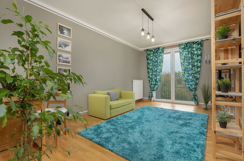 Photo 14 - Turquoise Blue Apartment by Renters