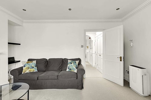 Photo 14 - Beautiful Two Bed Abode Near Chelsea