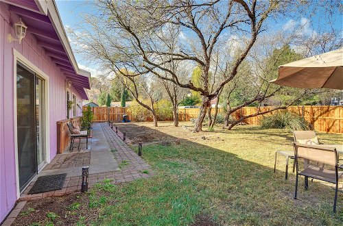 Foto 6 - Artfully Decorated Cottonwood Home: Pets Welcome