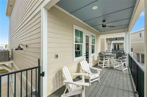 Foto 30 - New Luxury Home, 3bd/4ba w/ Pool & Beach Access