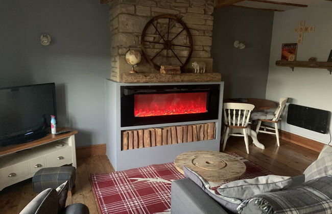 Captivating 1-bed Cottage in Halifax - Foto 1