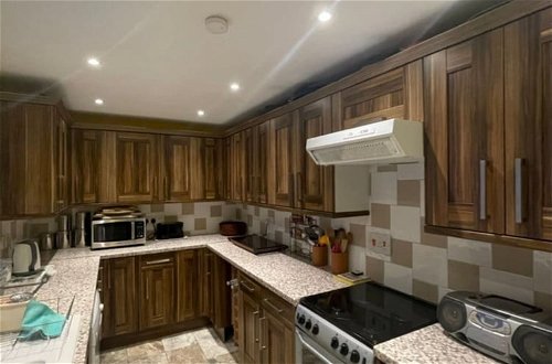 Foto 10 - Expansive 4BD Home- 15 min From Buckingham Palace