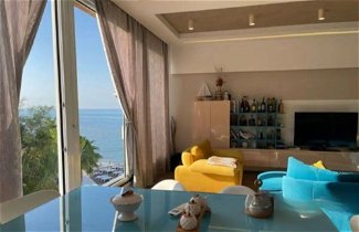 Foto 3 - Sea Sun Sand Luxury Apartment