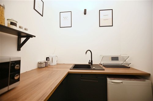 Photo 12 - The Office by 3City Rentals