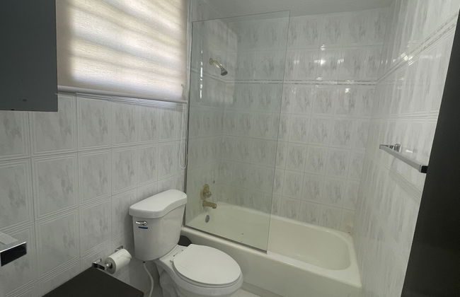 CasaMar 3 Bed 3 Bath With Pool - Foto 15