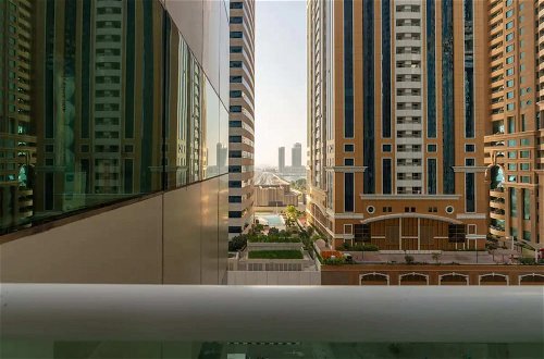 Photo 24 - Exquisite 1BD Flat w/ Private Balcony Dubai Marina