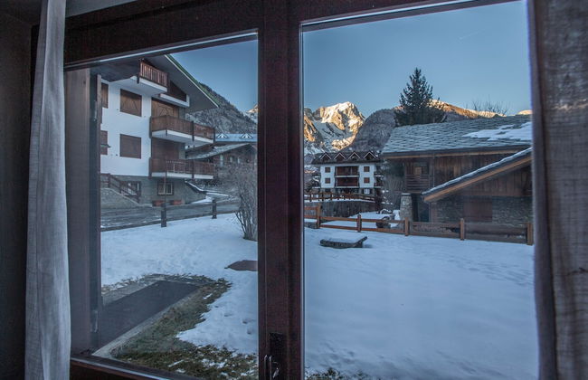 JOIVY Family Apartment, near Ski Lifts, In Courmayeur - Photo 23