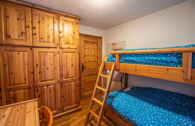 JOIVY Family Apartment, near Ski Lifts, In Courmayeur - Photo 2