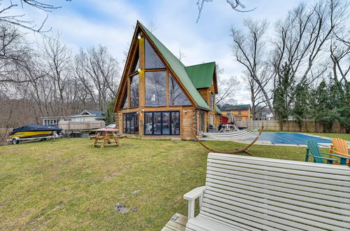 Foto 19 - Riverfront A-frame Cabin in Troy w/ Pool & Dock