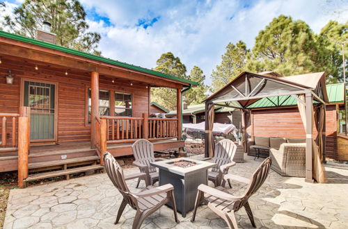 Photo 10 - Overgaard Cabin w/ Private Deck, Grill & Fire Pit