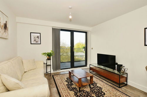 Foto 9 - Contemporary 2 bed apartment - Ashford