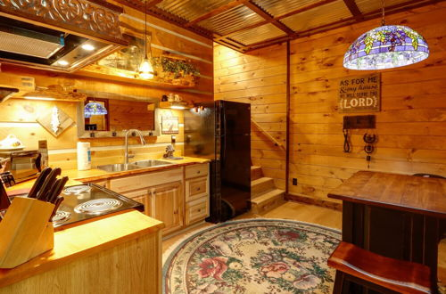 Photo 32 - Spacious Blue Ridge Cabin w/ Private Hot Tub