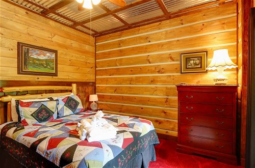 Photo 26 - Spacious Blue Ridge Cabin w/ Private Hot Tub