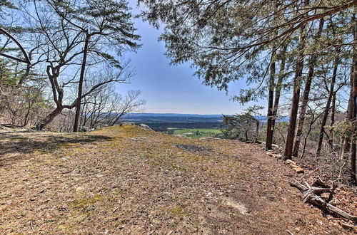 Photo 9 - Secluded Ridgetop Hideaway w/ Valley Views