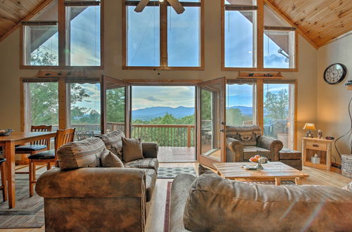 Photo 33 - Cleveland Cabin w/ Pool, Hot Tub & Mountain Views