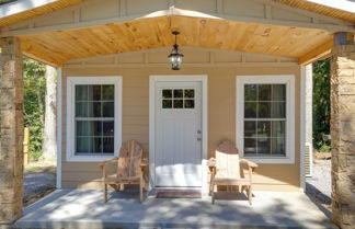 Foto 1 - Lakeside Trenton Cabin on 7-acre Property